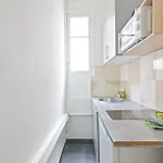Eiffel Tower 2 Heart Of 1br-4p With Netflix Apartamento París