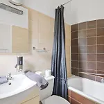 Eiffel Tower 2 Heart Of 1br-4p With Netflix Apartamento