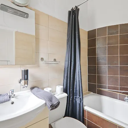 Eiffel Tower 2 Heart Of 1br-4p With Netflix Apartmán